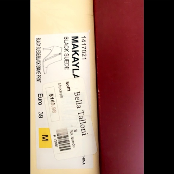 Söfft MAKAYLA black suede booties EUC - Picture 5 of 6